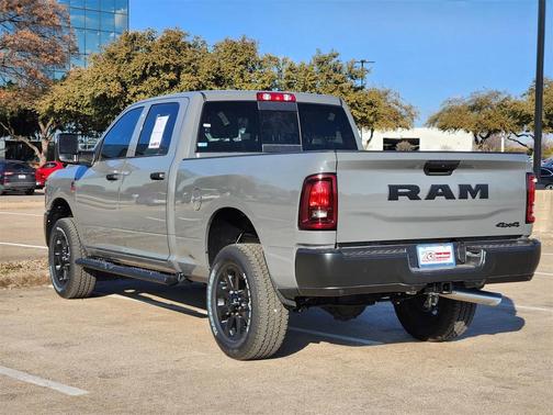 2026 RAM 2500 Tradesman Crew Cab 4x4 6'4' Box