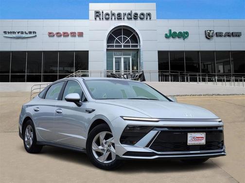 2025 Hyundai SONATA SE