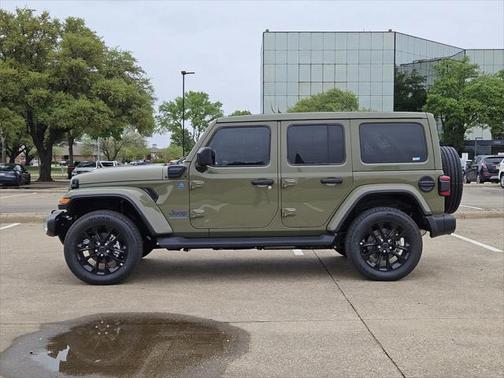 2025 Jeep Wrangler 4xe Sahara