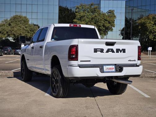 2025 RAM 2500 Big Horn Crew Cab 4x4 6'4' Box