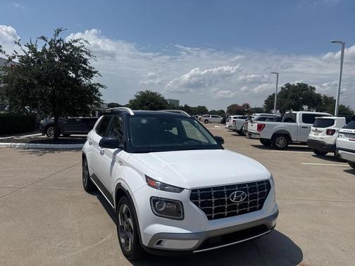 2022 Hyundai VENUE Limited