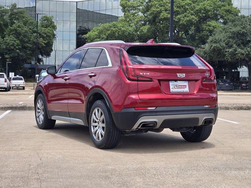 Cayenne Red Tintcoat 2022 Cadillac XT4 Premium Luxury