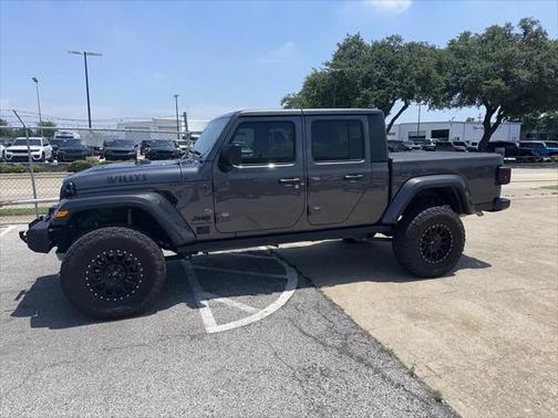 2022 Jeep Gladiator Sport