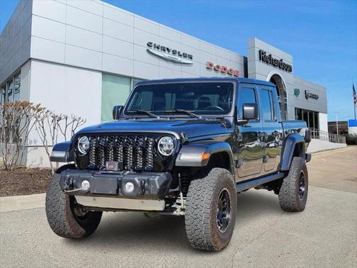 2022 Jeep Gladiator Sport