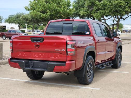 Cardinal Red Tricoat 2022 Nissan Frontier PRO-4X