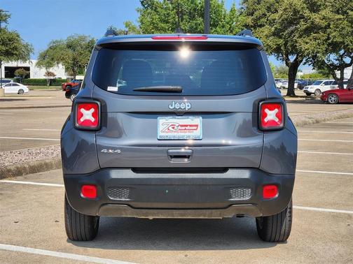 2023 Jeep Renegade Latitude
