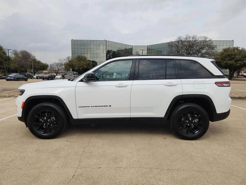 2024 Jeep Grand Cherokee Altitude