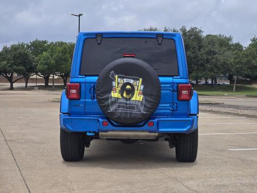 Hydro Blue Pearlcoat 2022 Jeep Wrangler Unlimited 4xe Sahara High Altitude