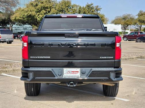 2022 Chevrolet Silverado 1500 Custom