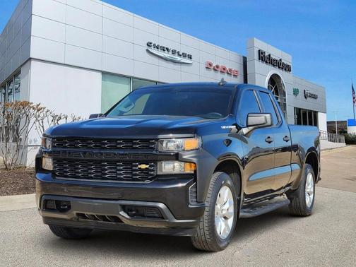 2022 Chevrolet Silverado 1500 Custom