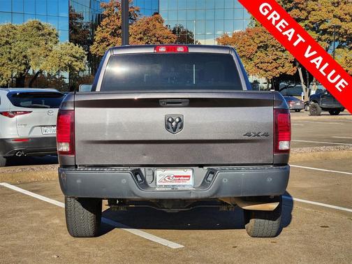 2022 RAM 1500 Classic SLT