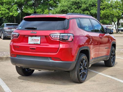 Red Hot Pearlcoat 2026 Jeep Compass Latitude