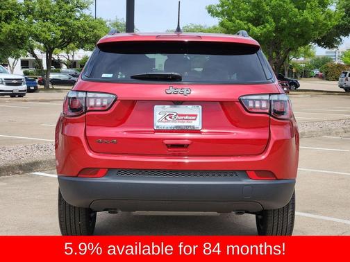 Red Hot Pearlcoat 2026 Jeep Compass Latitude