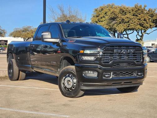 2026 RAM 3500 Lone Star Crew Cab 4x4 8' Box