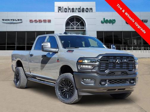 Ceramic Gray Clearcoat 2026 RAM 2500 Tradesman Crew Cab 4x4 6'4' Box