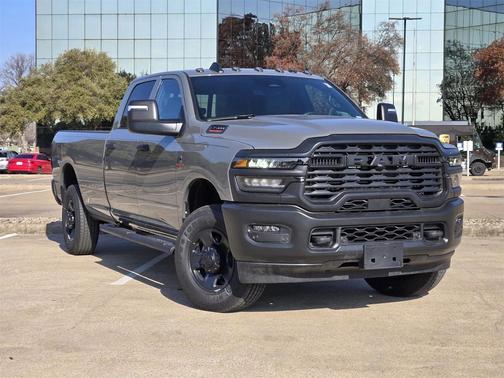 2026 RAM 3500 Tradesman Crew Cab 4x4 8' Box