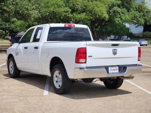 Bright White Clearcoat 2024 RAM 1500 Classic SLT