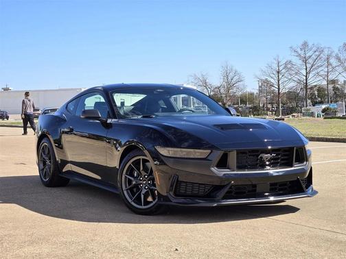 2024 Ford Mustang Dark Horse Fastback