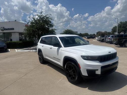 2024 Jeep Grand Cherokee L Altitude