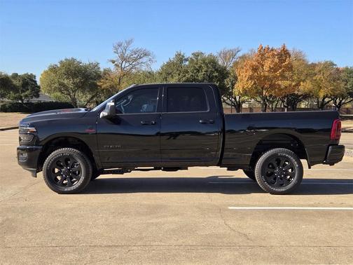 2025 RAM 2500 Laramie Crew Cab 4x4 6'4' Box