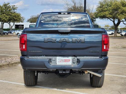 2026 RAM 2500 Laramie Crew Cab 4x4 6'4' Box