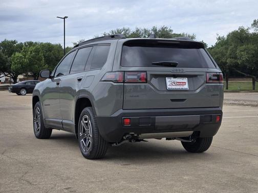 Sting-Gray Clearcoat 2026 Jeep Cherokee Limited