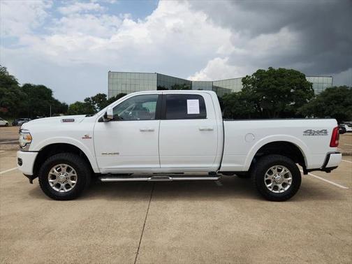 2022 RAM 2500 Laramie Crew Cab 4x4 6'4' Box