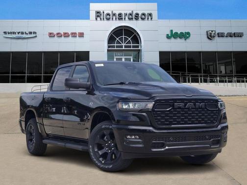 Diamond Black Crystal Pearlcoat 2026 RAM 1500 Express