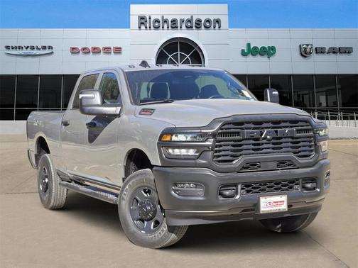 2026 RAM 2500 Tradesman Crew Cab 4x4 6'4' Box