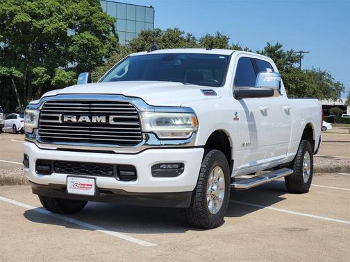 2023 RAM 2500 Laramie Crew Cab 4x4 6'4' Box