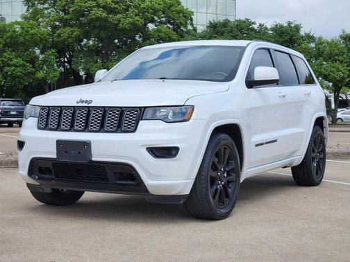 Bright White Clearcoat 2019 Jeep Grand Cherokee Altitude