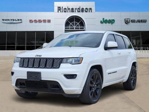 Bright White Clearcoat 2019 Jeep Grand Cherokee Altitude