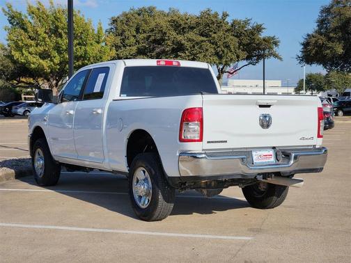 2022 RAM 2500 Big Horn Crew Cab 4x4 6'4' Box