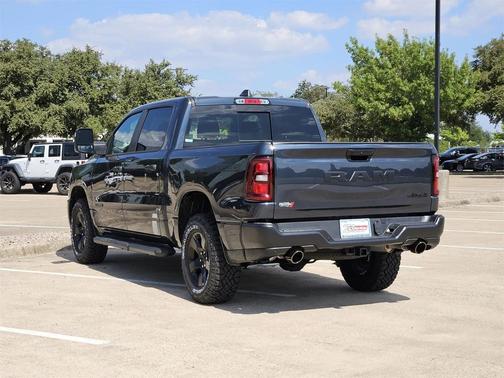 2026 RAM 1500 Warlock Crew Cab 4x4 5'7' Box