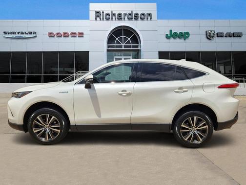 Blizzard Pearl 2021 Toyota Venza LE
