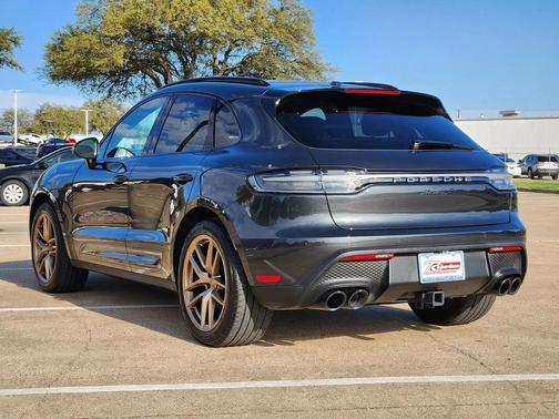 2023 Porsche Macan S