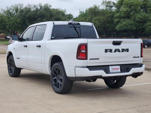Bright White Clearcoat 2026 RAM 1500 Laramie