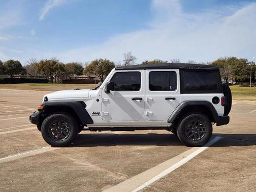 2025 Jeep Wrangler Sport S