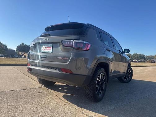 2020 Jeep Compass Trailhawk