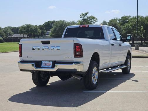 2025 RAM 2500 Lone Star Crew Cab 4x4 8' Box