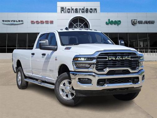 2025 RAM 2500 Lone Star Crew Cab 4x4 8' Box