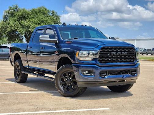 2022 RAM 3500 Big Horn Crew Cab 4x4 6'4' Box