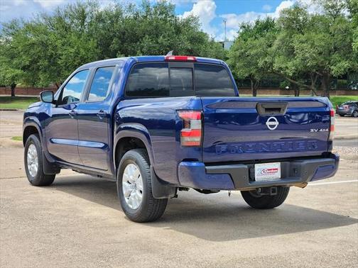 2022 Nissan Frontier SV