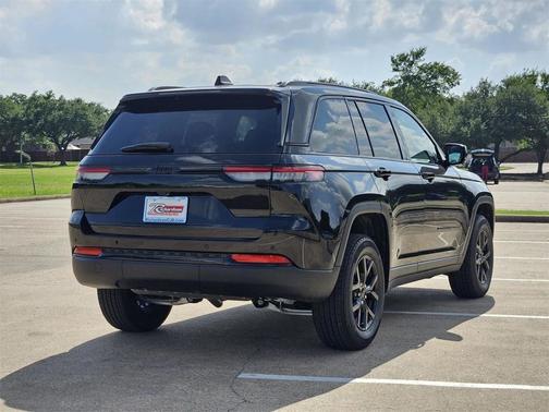 2025 Jeep Grand Cherokee Altitude
