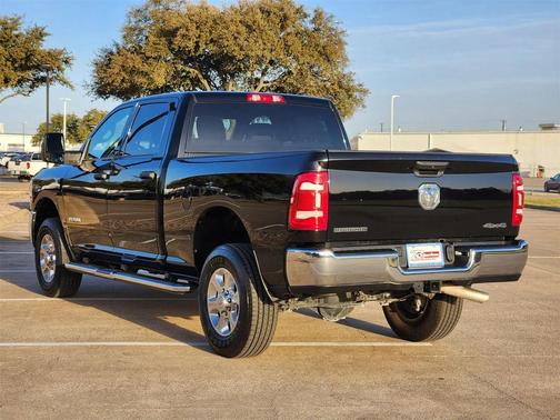 2024 RAM 2500 Big Horn Crew Cab 4x4 6'4' Box