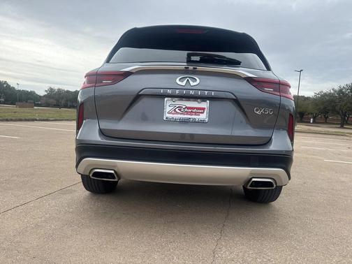 2023 INFINITI QX50 LUXE