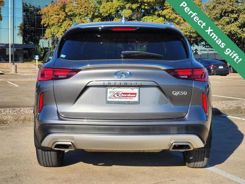2023 INFINITI QX50 LUXE