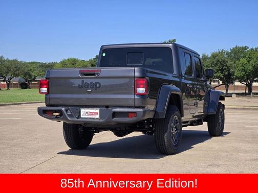 Granite Crystal Metallic Clearcoat 2026 Jeep Gladiator 85th Anniversary Edition