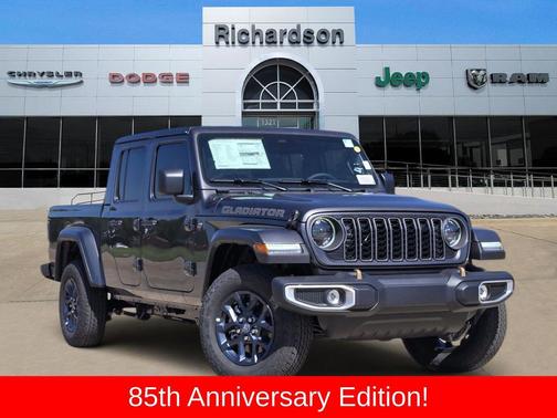 Granite Crystal Metallic Clearcoat 2026 Jeep Gladiator 85th Anniversary Edition