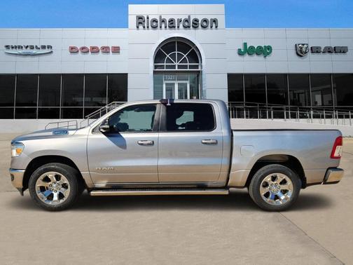 Billet Silver Metallic Clearcoat 2022 RAM 1500 Big Horn/Lone Star